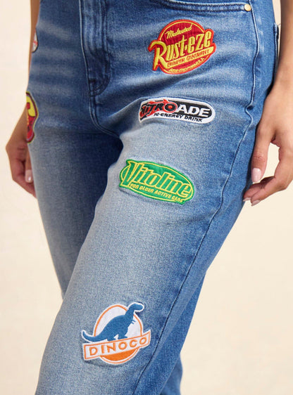 Jeans Mom de Tiro Alto Disney Pixar Cars con Parches