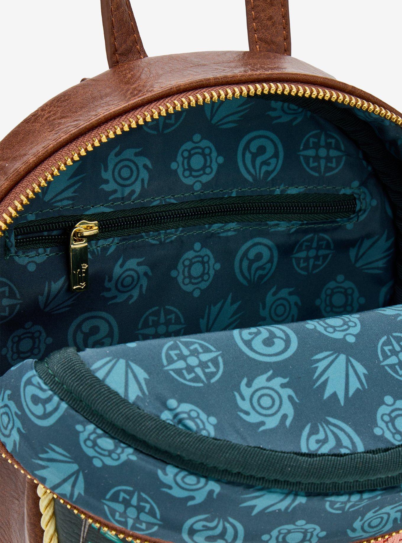 Mochila mini Toothless con flores
