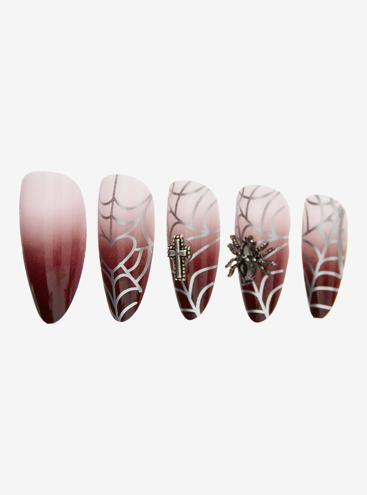 Set de uñas postizas degradadas con telarañas
