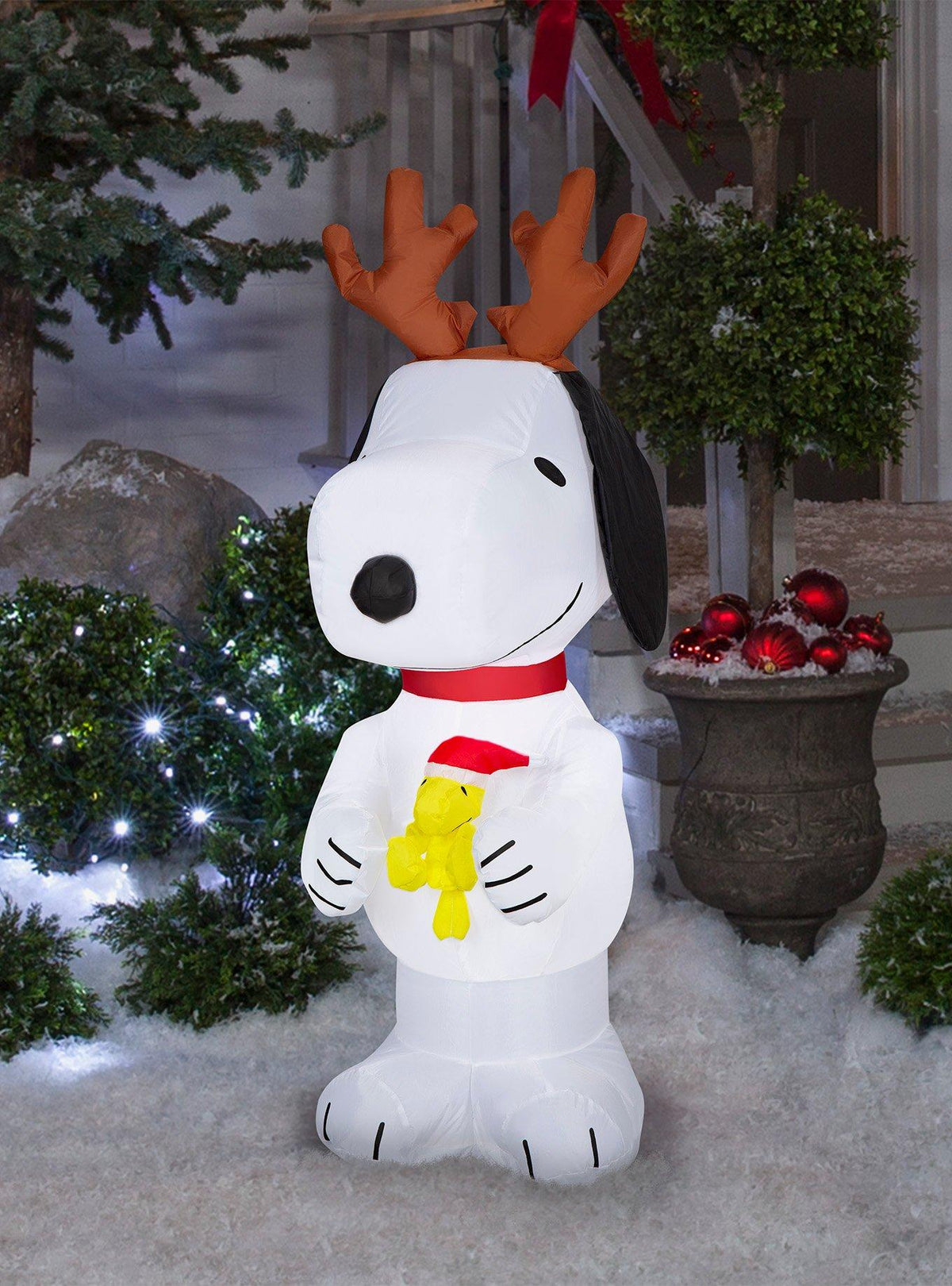 Snoopy y Woodstock inflable navideño