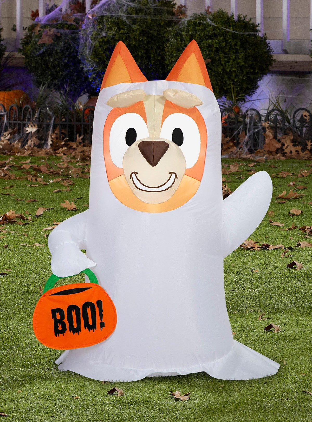 Inflable de Bingo con disfraz de fantasma