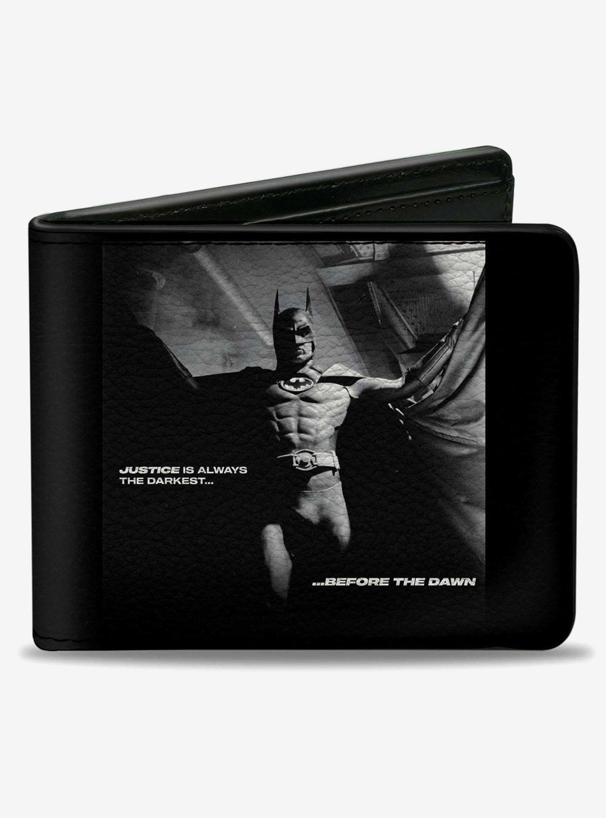 Billetera Batman 1989 con pose de salto y frase