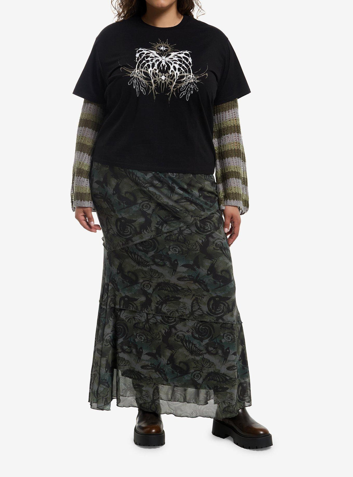 Polera dos en uno de polilla cibernética