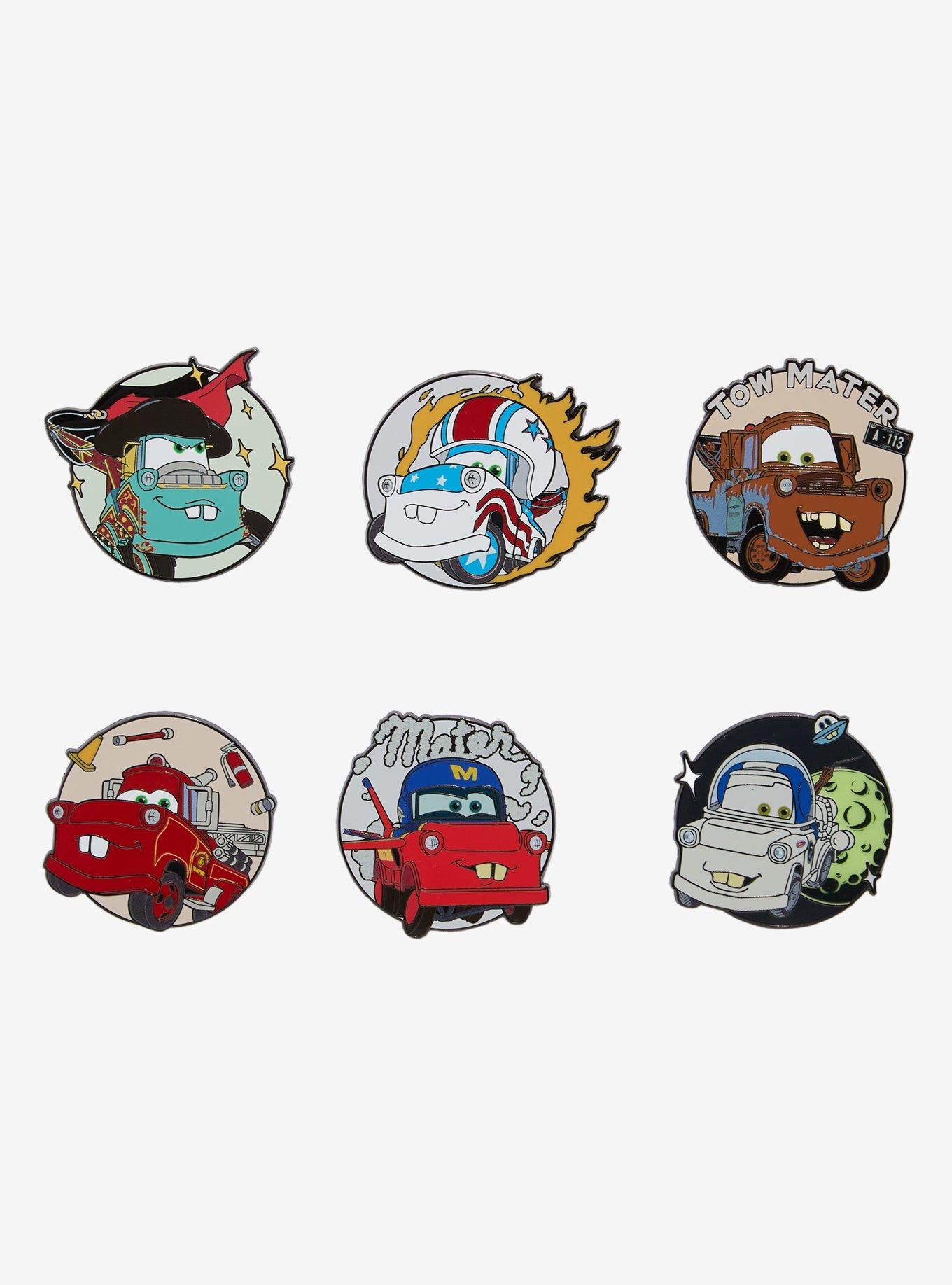 Pin esmaltado blind box Tow Mater de Disney Pixar Cars