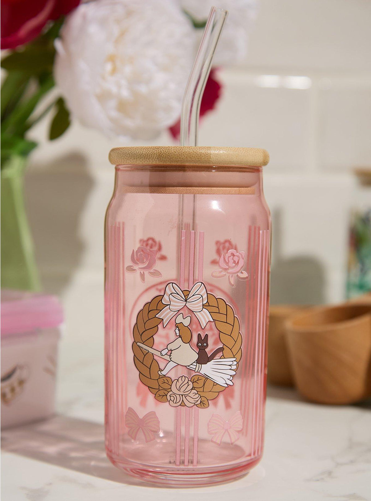 Vaso de vidrio Kiki: Entregas a domicilio con bombilla