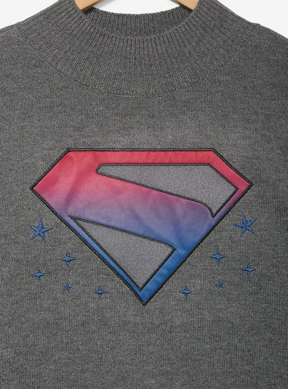 Polerón Supergirl con logo degradado y mangas bishop