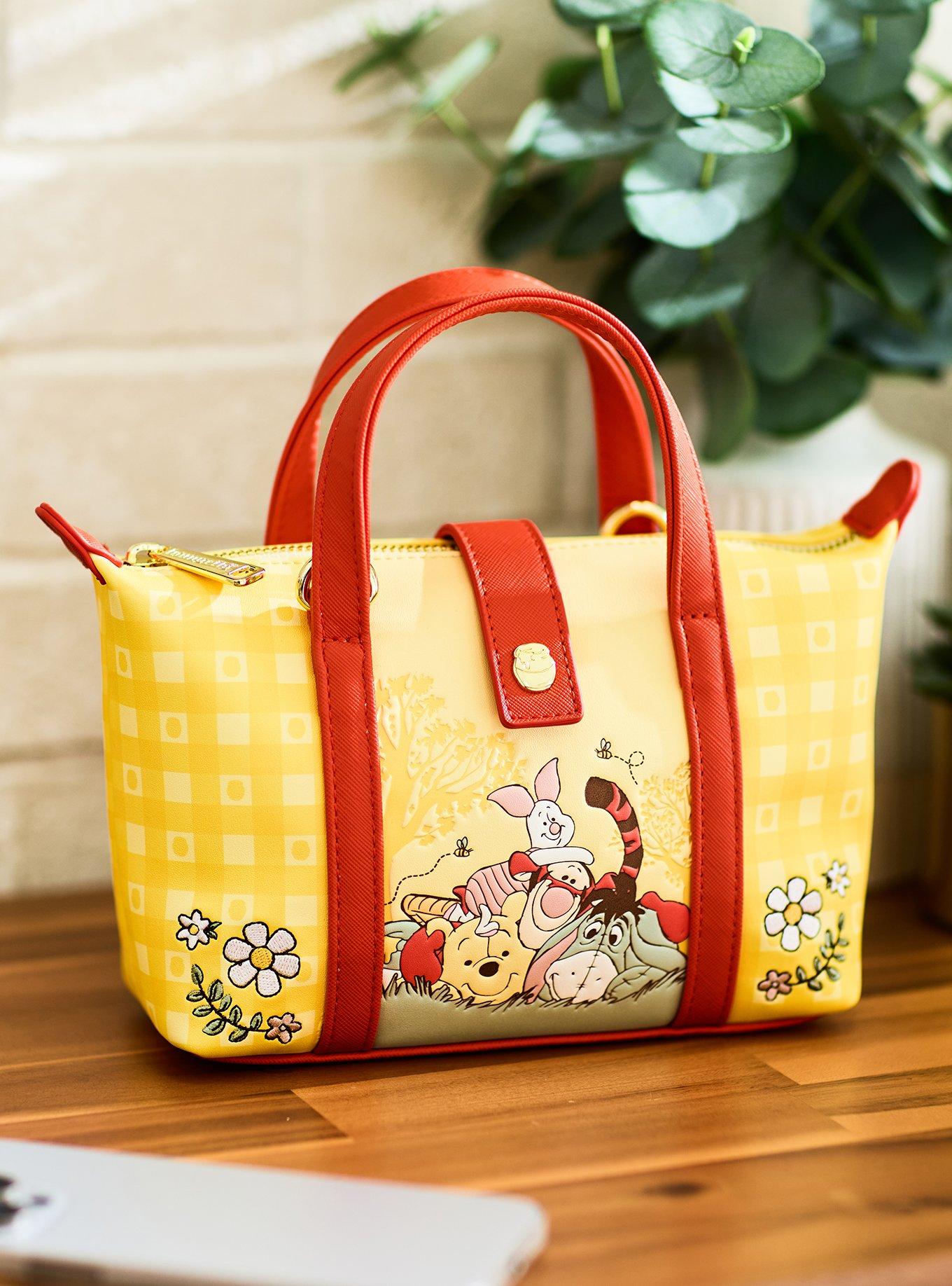 Cartera Disney Winnie the Pooh Floral Gingham