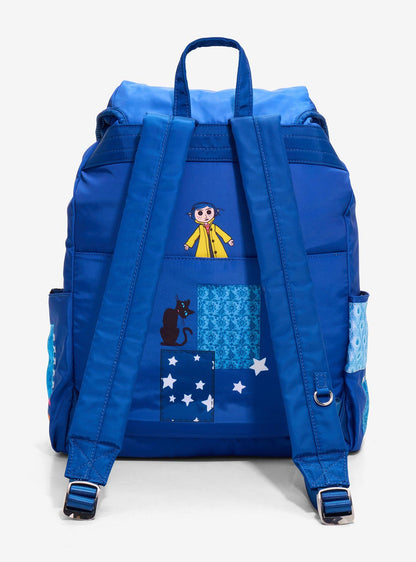 Mochila de Coraline con íconos patchwork