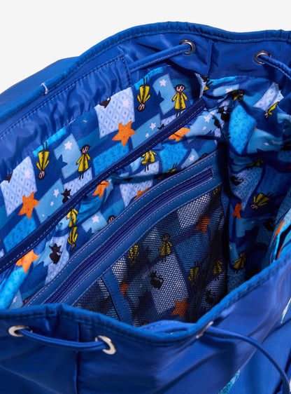 Mochila de Coraline con íconos patchwork