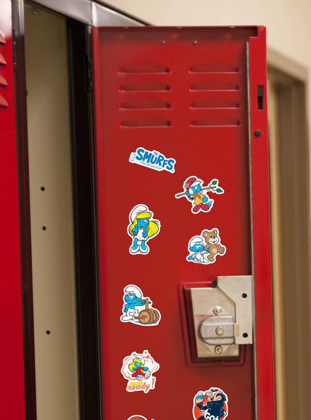 Pack de 100 stickers variados de Los Pitufos