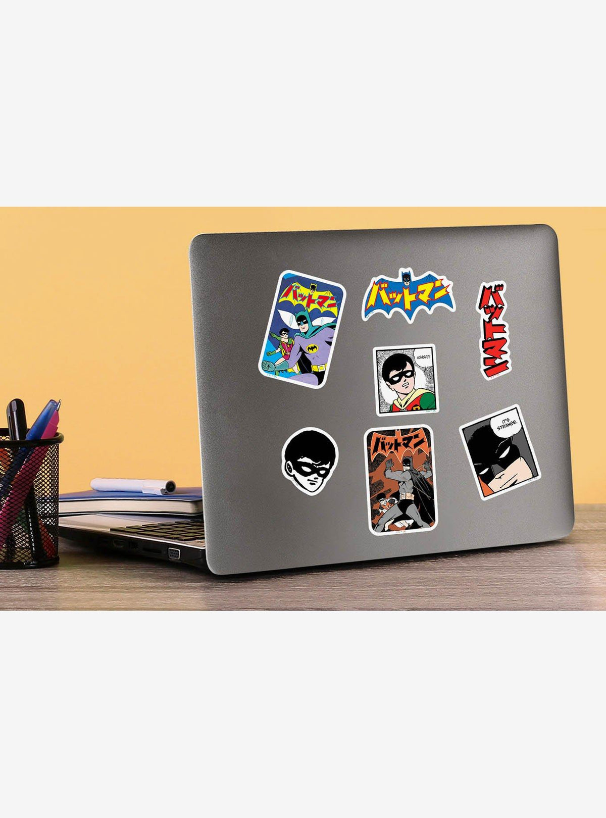 Pack de 100 stickers Batman 85.º aniversario y Robin Manga Classic