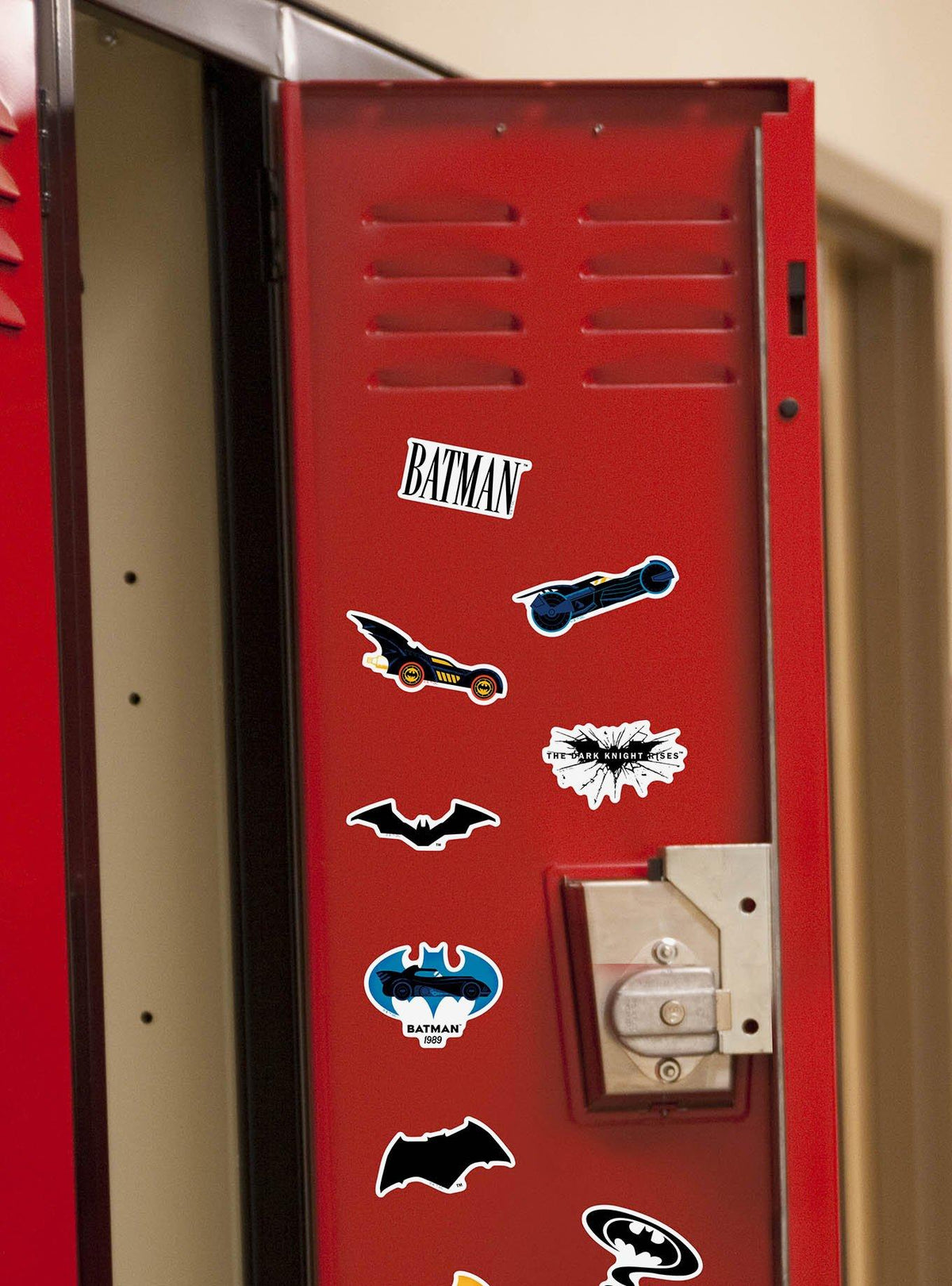 Pack de 100 stickers de Batman: Batimóviles a través del tiempo