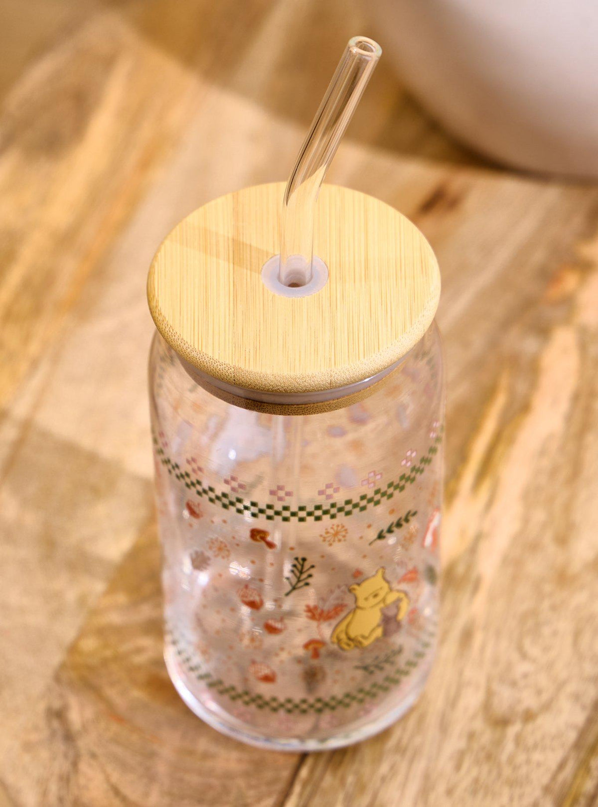 Vaso de vidrio con bombilla de Winnie the Pooh y Piglet