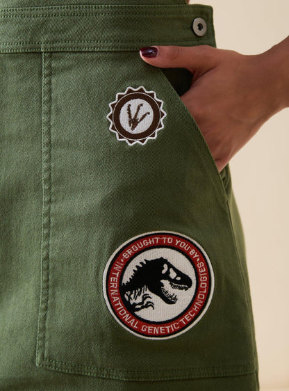 Vestido jardinera Jurassic Park con parches bordados