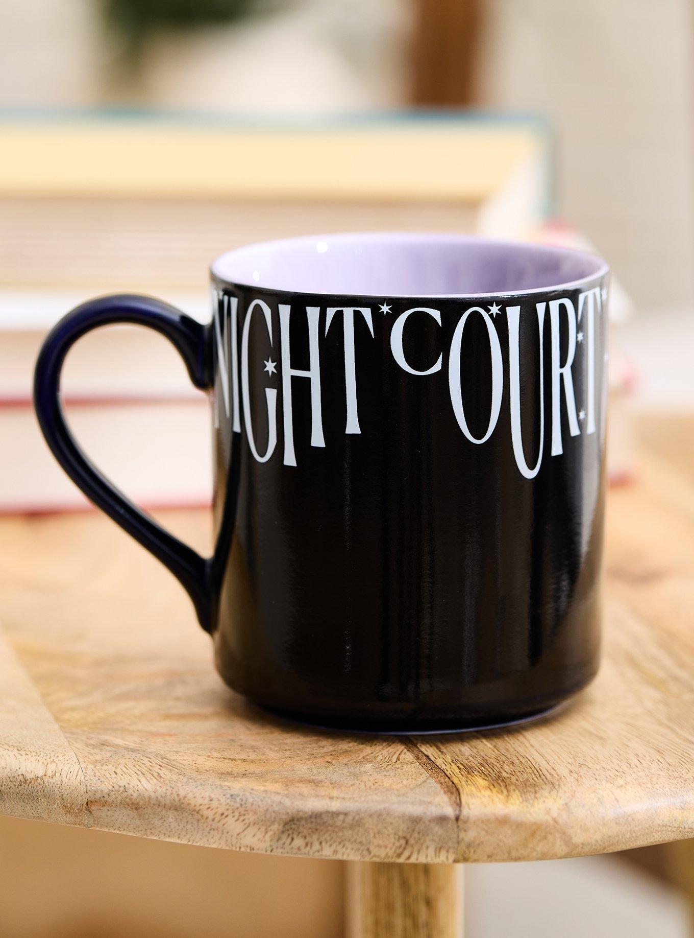 Taza Night Court de A Court of Thorns and Roses