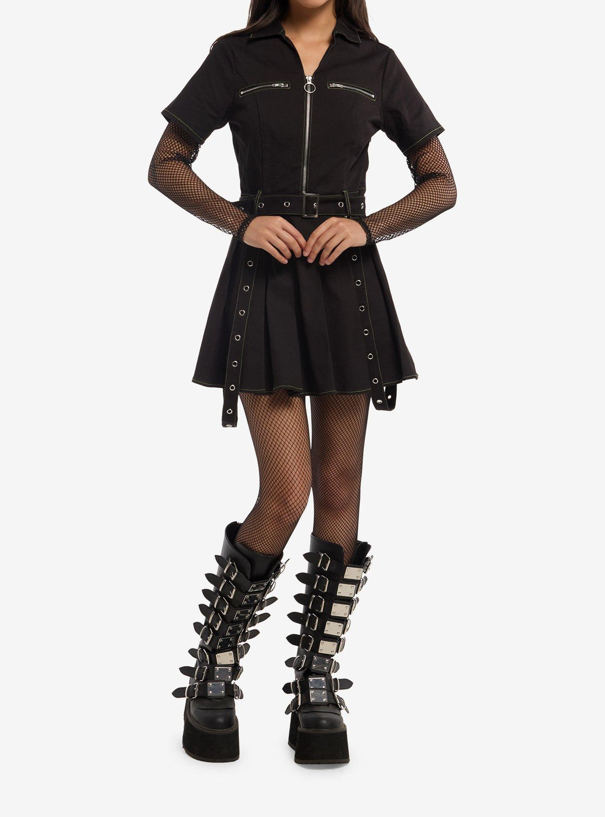 Vestido negro con tirantes desmontables de Stitch