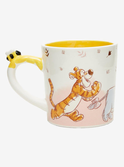 Taza Disney Winnie the Pooh con personajes en boceto