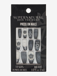 Set de uñas postizas Supernatural en blanco y negro