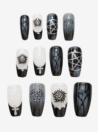 Set de uñas postizas Supernatural en blanco y negro