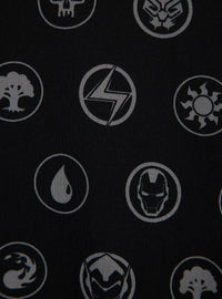 Camisa Magic: The Gathering x Marvel con estampado integral