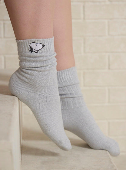 Calcetines holgados bordados Snoopy de Peanuts