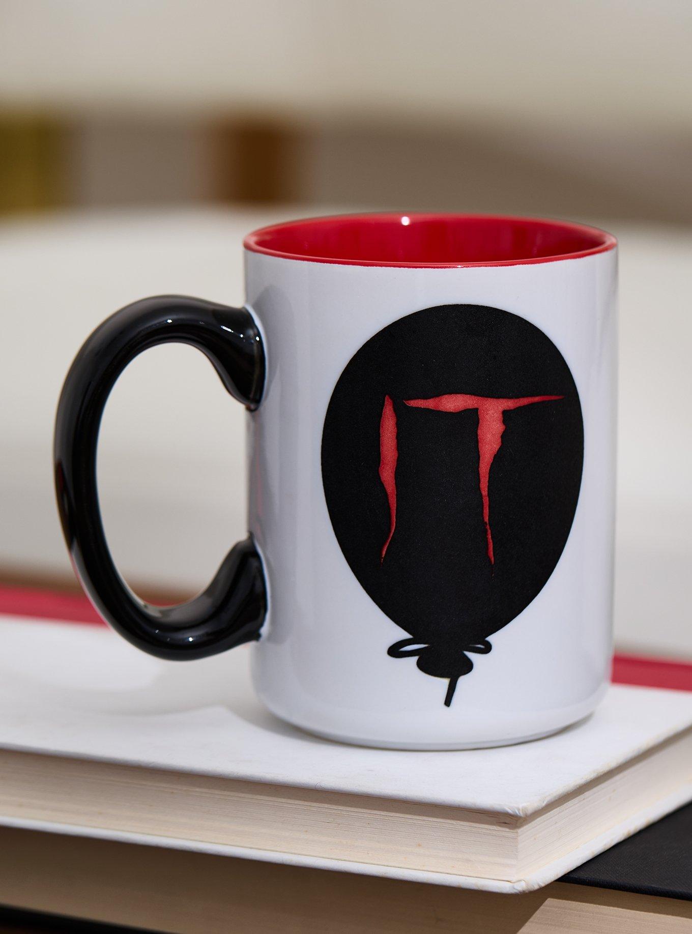 Taza IT Pennywise con globo
