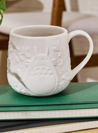 Taza floral en relieve de My Neighbor Totoro