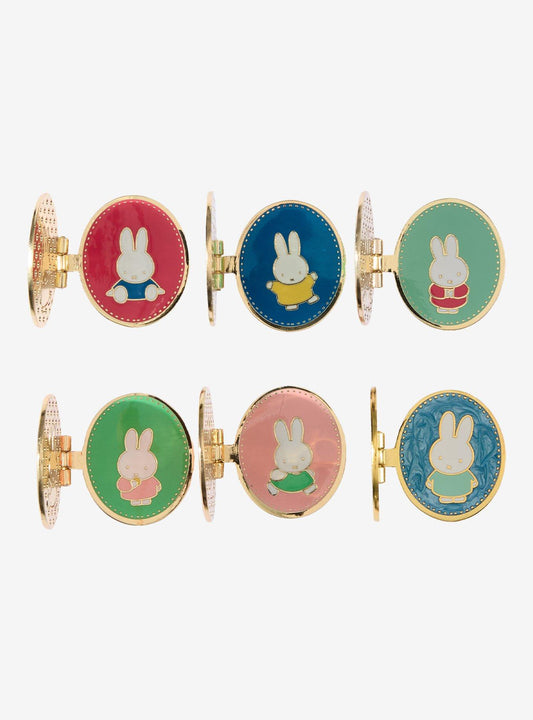 Pin esmaltado sorpresa de frutas y Miffy