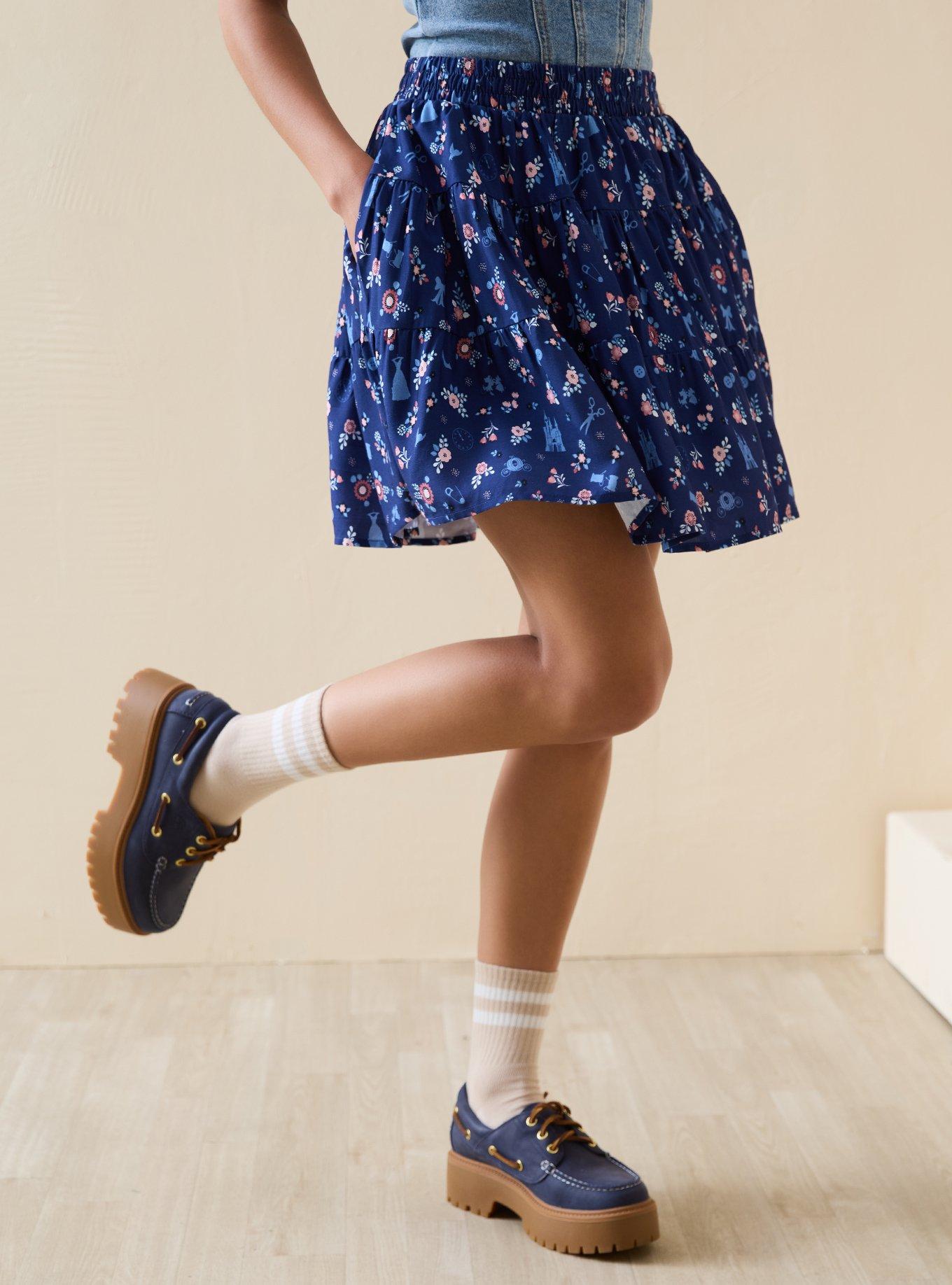 Falda midi escalonada con estampado de Cinderella