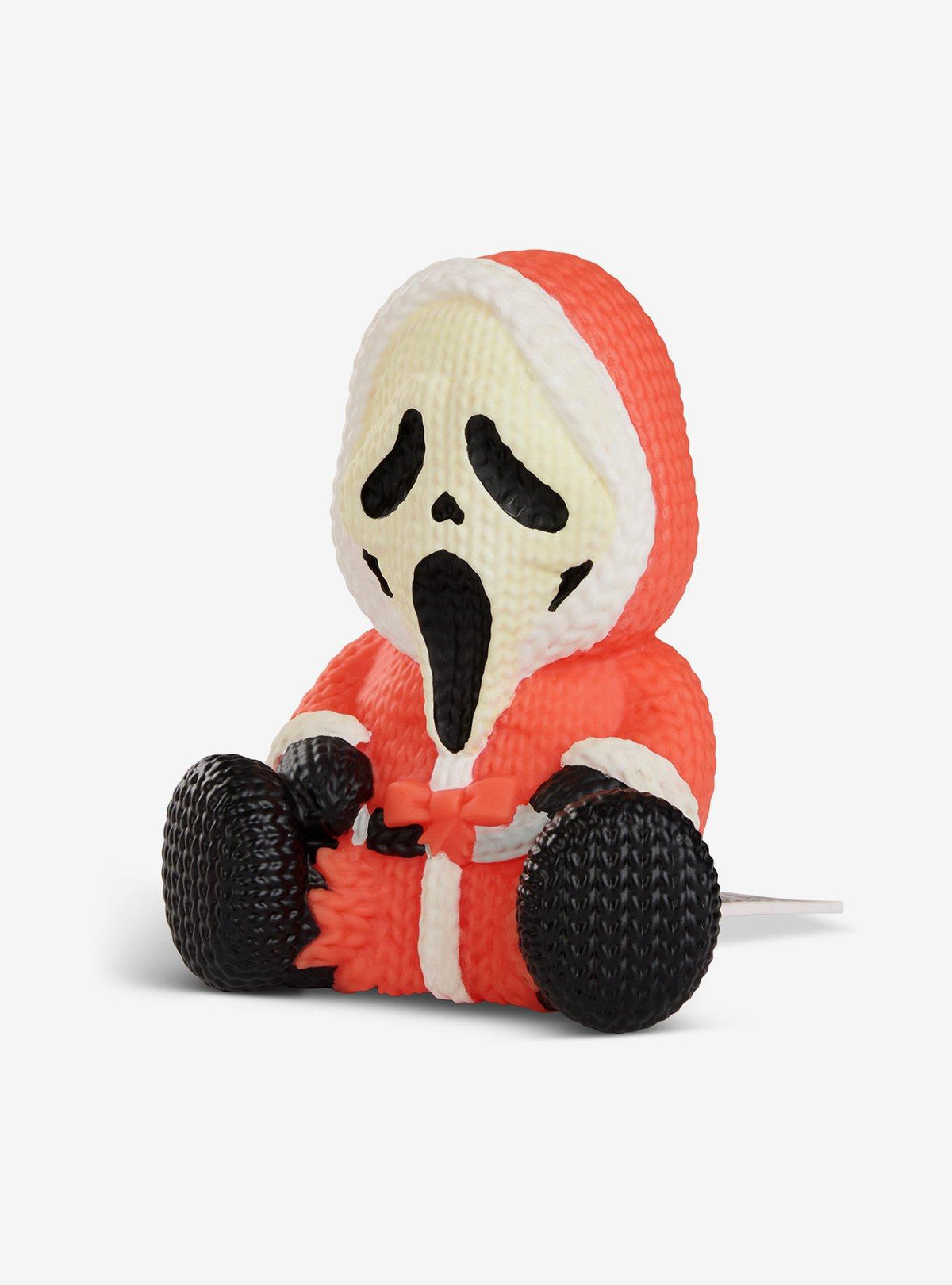 Figura Ghost Face de Scream que brilla en la oscuridad