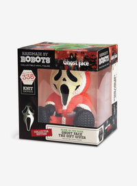Figura Ghost Face de Scream que brilla en la oscuridad