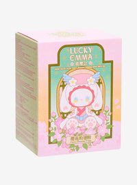 Lucky Emma Secret Forest: figuras Cherry Blossom Viewing