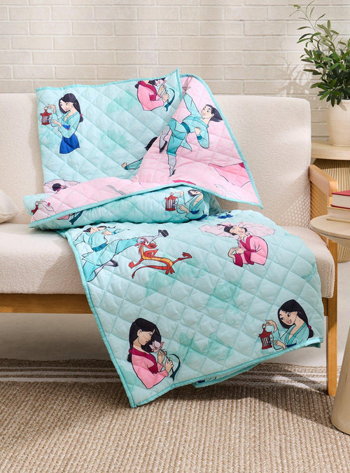Manta acolchada reversible retro de Mulan