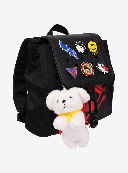 Mochila mini Supergirl x Crocs con dije de Krypto