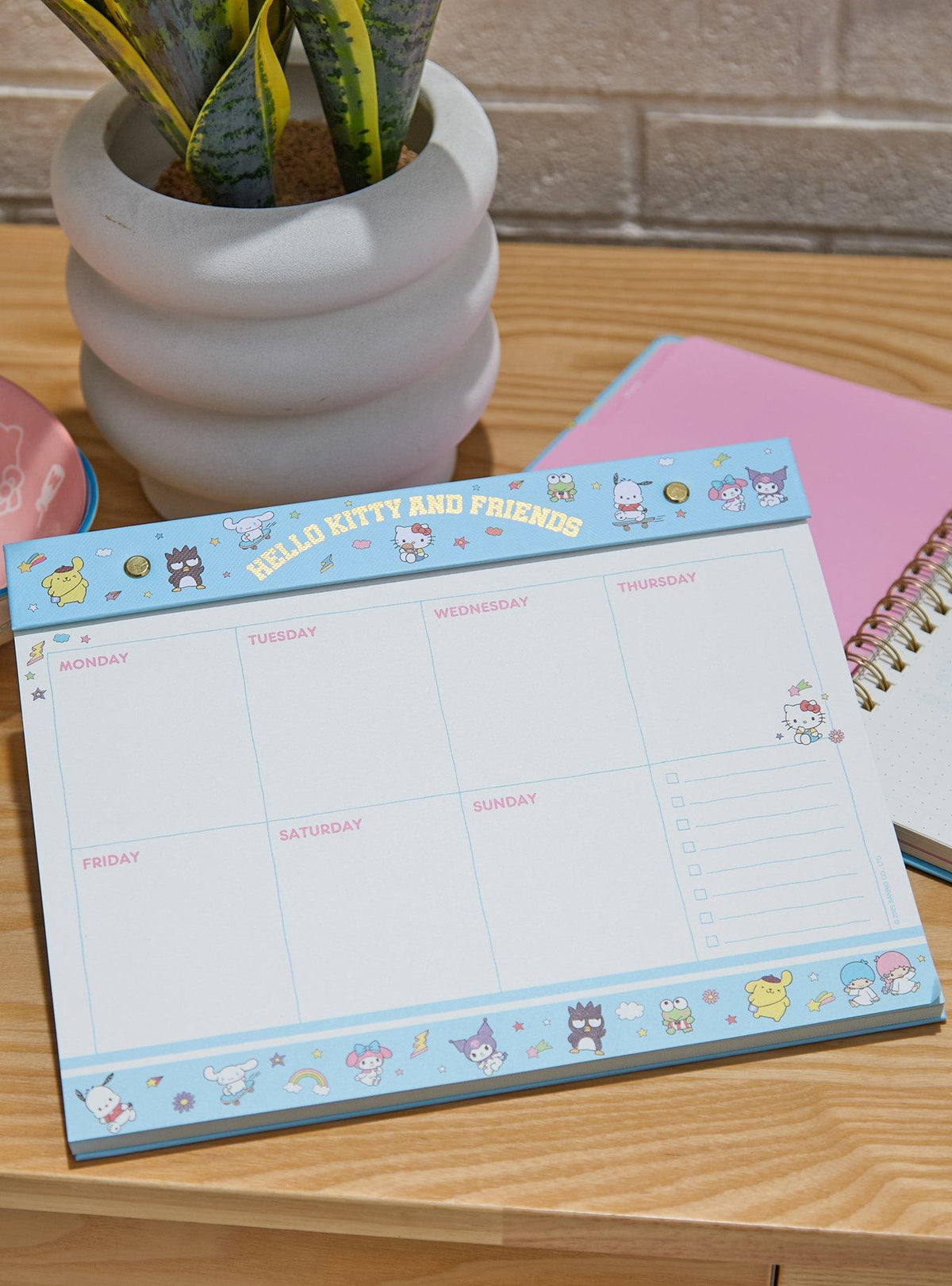 Planificador semanal de escritorio Sanrio Hello Kitty y amigos