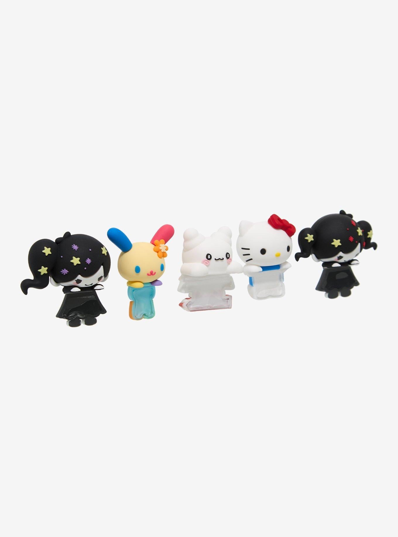 Charm mini de personajes Sanrio en caja sorpresa