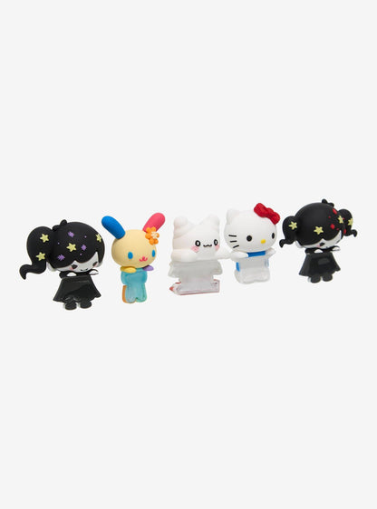 Charm mini de personajes Sanrio en caja sorpresa
