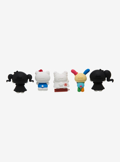 Charm mini de personajes Sanrio en caja sorpresa