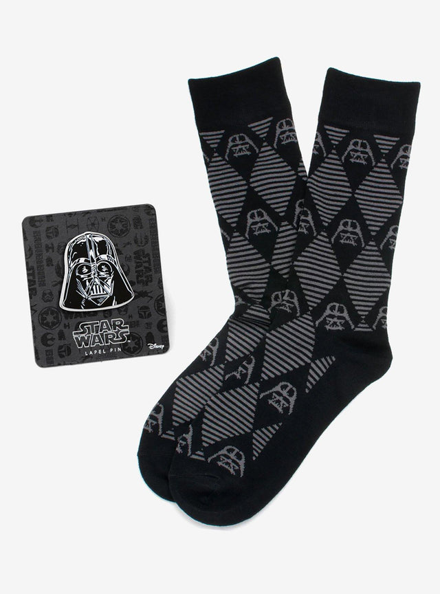 Set de regalo Star Wars: calcetines y pin de Darth Vader