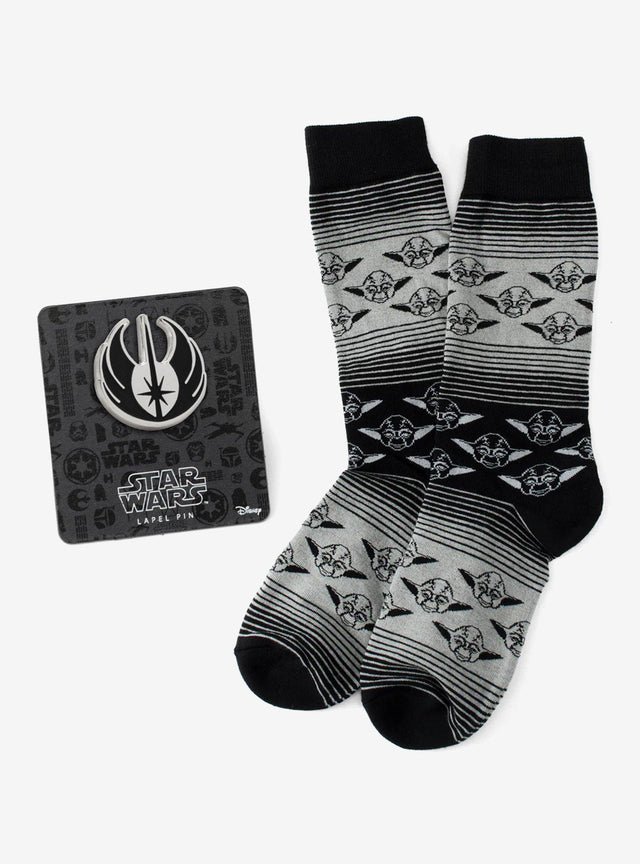 Set de calcetines degradados de Yoda y pin Jedi - Star Wars