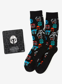 Set de calcetines y pin Star Wars: Mandalorian y Mythosaur