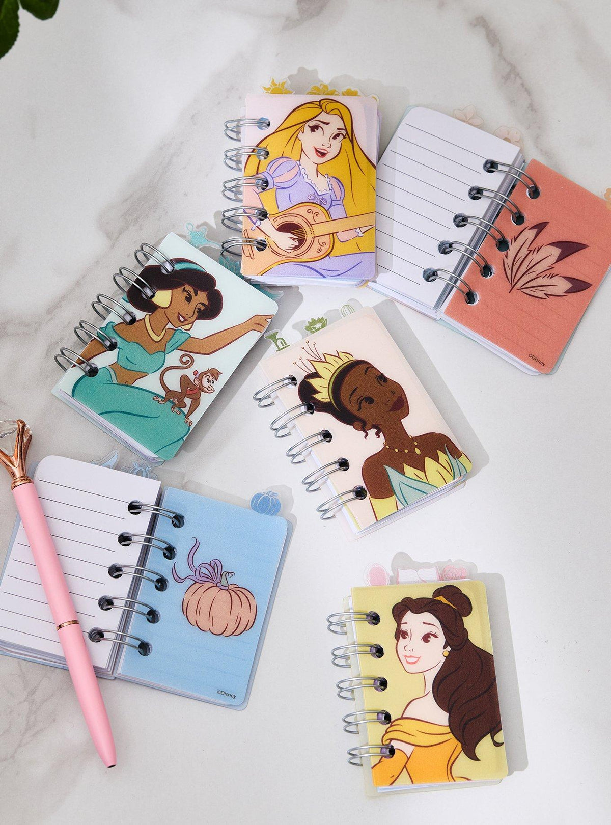 Mini cuaderno sorpresa con pestañas Disney Princess
