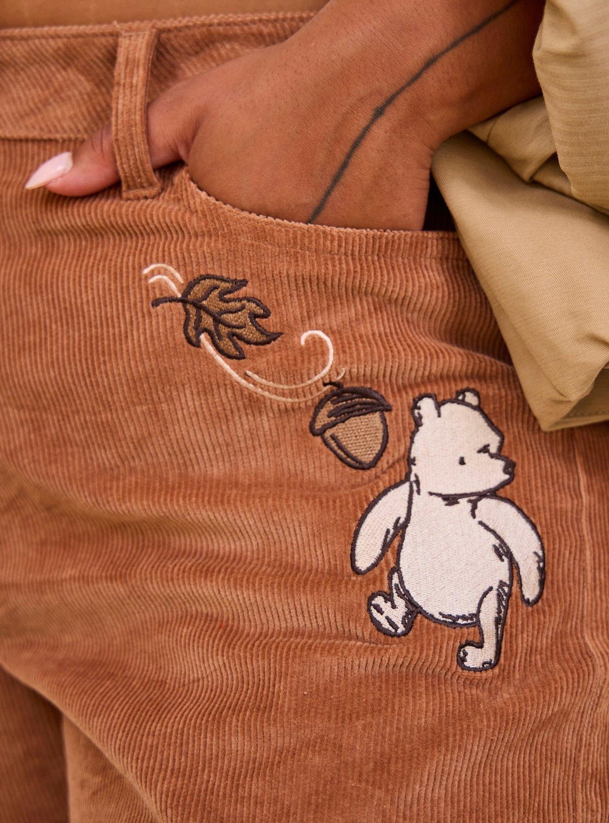 Pantalón de cotelé corte barrel de Winnie the Pooh