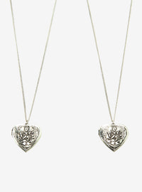 Set de collares con relicarios de Rosalie y Emmett