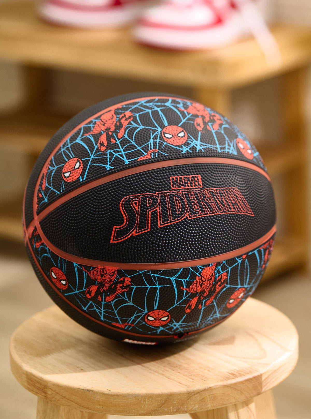 Pelota de básquetbol Spider-Man: Telarañas, talla 7