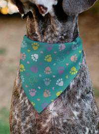 Bandana para mascota Barbie con huellas y diseño pastel