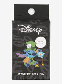 Pin esmaltado sorpresa de Stitch y Angel como villanos