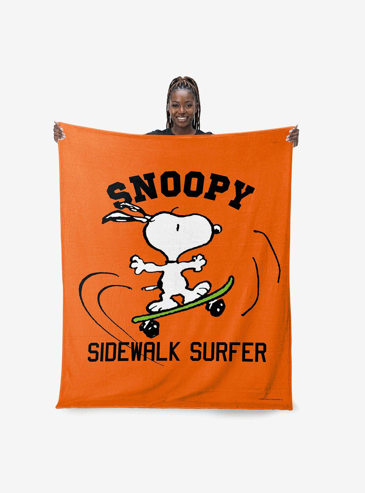 Manta de tacto sedoso Peanuts Snoopy en skate