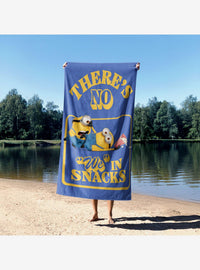 Toalla de playa Minions «No hay nosotros sin snacks»
