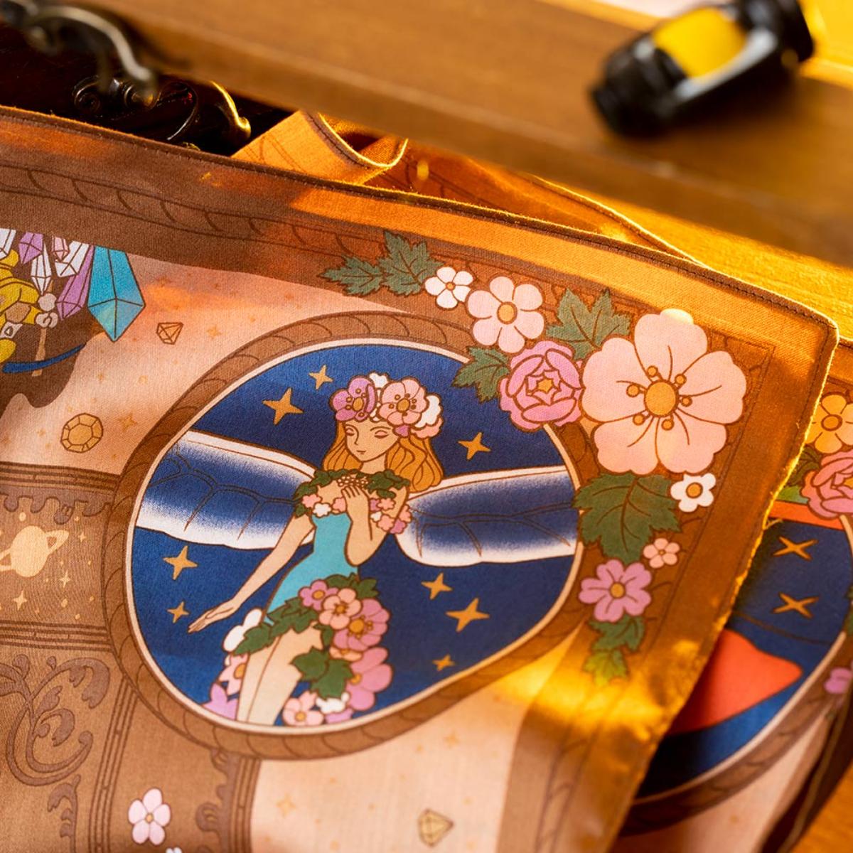 Pañuelo Susurros del corazón: reloj antiguo